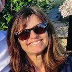 Monique Goff's Instagram, Twitter & Facebook