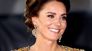 Kate Middleton delivers glitz and glamour at the James Bond premiere