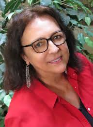 Diane Ahlquist's Instagram, Twitter & Facebook