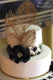 Write them on a blackboard using metallic pen for that added glitz. 29 Cakes Gatsby Ideas Gatsby Cake Gatsby Art Deco Cake