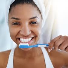 Lisa Sugg's Instagram, Twitter & Facebook