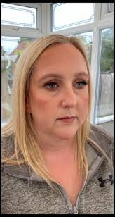 Danielle Hirst Makeup