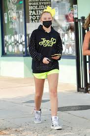 Get your tickets asap because a lot of cities are sold out!!!. Jojo Siwa Shops At An Arts And Crafts Shop In Studio City 09 07 2020 Celebmafia