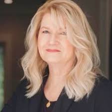 Donna Aiello's Instagram, Twitter & Facebook