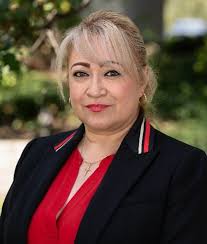 Latina Honored as USPS Postmaster of LA