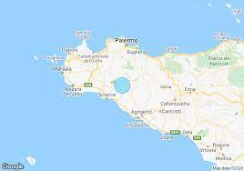 Cerchi un'azienda o una farmacia aperta? Chiusa Sclafani Italy Magazine