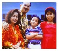 Ontdek de perfecte stockfoto's over rosmah mansor en redactionele nieuwsbeelden van getty images kies uit premium rosmah mansor van de hoogste kwaliteit. Rosmah Masa Muda Sweet Looking What Happened