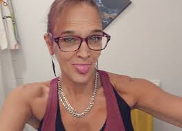 Rachelle Clement's Instagram, Twitter & Facebook