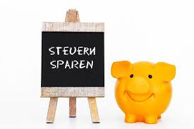 Doch woher weiß der arbeitgeber, wie viel beziehungsweise ab wann steuern zu zahlen sind? Steuern Sparen Als Student In Studis Online