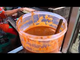 Hai bunda resep sosis gulung mie crispy ini sedikit berbeda dari sosis mie sate biasanya. Sosis Bakar Youtube