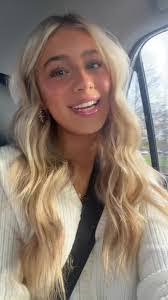 Brooke Burden's Instagram, Twitter & Facebook