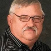 Edward Urbanczyk's Instagram, Twitter & Facebook