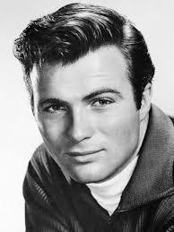 Patti Coe's Instagram, Twitter & Facebook