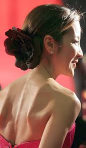 Today i'm going to tell you some good and do you have long hair? 6 Most Beautiful Asian Bridal Hairstyles