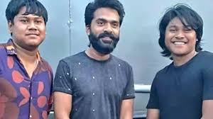 Stream tamil movie songs, a playlist by iswaran from desktop or your mobile device. Simbu Wraps His Shoot For Eeswaran Tamil Movie News Times Of India