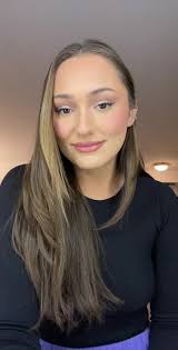 hi :) it took me 900 years to figure out the green screen effect