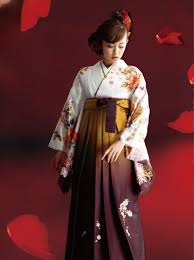 前髪なし 編み込み 卒業式の袴 ドレスに似合う ロング の髪型 2ページ目 curet キュレット まとめ 卒業式 袴 卒業式ヘアスタイル 卒業式 髪型