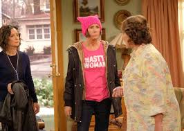 Insideeko is yet to confirm laurie metcalf's cause of death as no health issues, accident or other. Roseanne Bild Laurie Metcalf Roseanne Barr Sara Gilbert 49 Von 63 Filmstarts De