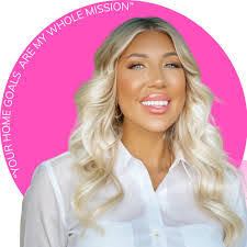 Dora Yoder's Instagram, Twitter & Facebook