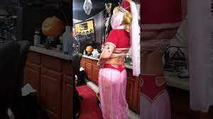 Hey senorita mi alma no la olvida como puedes ser tan linda yo la quiero mas y mas. Senorita Fuego Dancing As Jeannie On Halloween 2016 Youtube