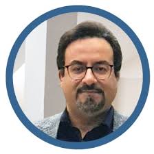 و بالاخره این صفحه از زندگی من هم ورق خورد. با موضوع «ارائه چارچوب طبقه  بندی کسب و کارهای نوپا بلاکچینی» با درجه عالی و نمره ۱۹.۹ دفاع کردم. از  استاد راهنمای