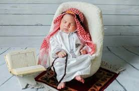 Beliau menikah dengan rasulullah setelah suaminya, abu salamah, meninggal karena terluka dalam perang. Inilah Daftar Nama Bayi Laki Laki Islami Bernuansa Al Qur An Indeks News