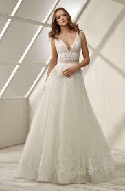 Ein langes hochzeitskleid ist festlich, elegant und edel. Brautkleider Spitze Hochzeitskleider Mit Spitze Edel Abendkleid