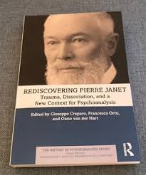 The Stranger in the Mirror by Marlene Steinberg, Paperback
