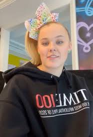 Get tmz breaking news sent right to your browser! Pop Crave On Twitter Jojo Siwa Was Swatted At Her Los Angeles Home After Her Instagram Live Talking About Her Coming Out