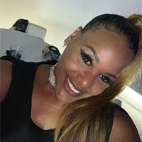 Isamar Bedoya's Instagram, Twitter & Facebook