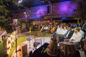You may be thinking that a venue like this wouldn't do justice to your culture. Glasshouse Seputeh Vmo