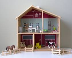 Pferdestall Selber Bauen Und Zubehor Fur Den Ponyhof Basteln Limmaland Blog Puppenhaus Plane Bauernhof Spielzeug Puppenhaus