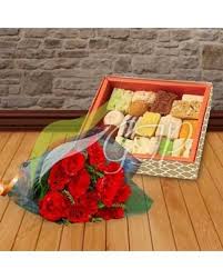 Send flowers around the world with delivery made by local florists. Send Gifts To Pakistan From Uk Gift Delivery Service Send Gift Online Gifts