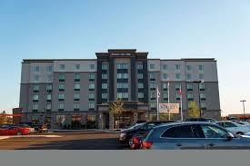 A parking lot will please the guests who travel by car. Hampton Inn Suites By Hilton Bolton On Canada Toronto On 12700 Highway 50 L7e 1l9