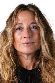 Elise Alexander's Instagram, Twitter & Facebook