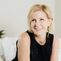 Jennifer Iovino's Instagram, Twitter & Facebook