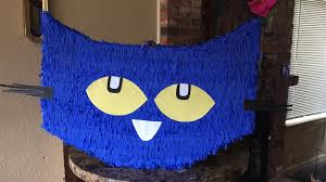 Pinata De Pete The Cat Pinatas Personalizadas Facebook In the band's first gig, after a passing storm drowns out their music and leaves their stage in shambles, pete starts laughing at the insanity of the whole situation until everyone else joins him. facebook