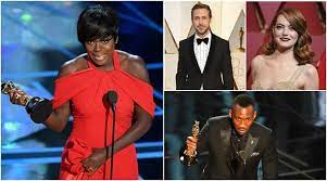 After a surprise announcement reversal, moonlight won best picture, with emma stone from la la land and casey affleck of manchester by the sea taking top acting honors. Oscars 2017 Live Updates Blunder On Oscar Stage As La La Land Announced As Winner Instead Of Moonlight Entertainment News The Indian Express