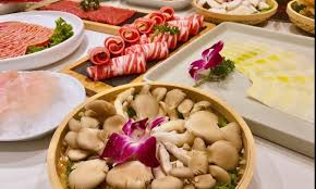 Chinese Hot Pot Feast With Drinks For 2 69 4 125 Or 6 People 185 At Lanxiang Hotpot Up To 361 60 Value