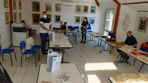 Pour les élèves des écoles maternelles le port du masque est à proscrire ; Couffouleux Les Masques De Categorie 1 Obligatoires A L Ecole Des Le Cp Ladepeche Fr