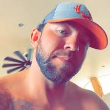 This was a year ago. Wasn’t the last shot but it was close. Just about 2  weeks off but I’m very glad he’s off the blood thinners and is healthy as  can be. 🥹