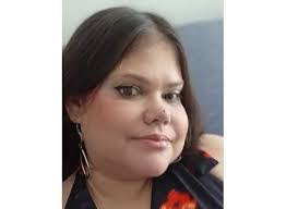 Sandra Batt's Instagram, Twitter & Facebook