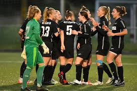 Heute nur mit geladenen gästen. Red Boots Aarau Erster Punktverlust In Diesem Jahr Fc Aarau Frauen Mussen Sich Nach Dem Meistertitel Mit Unentschieden Begnugen