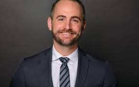 Chris Vandeventer's Instagram, Twitter & Facebook