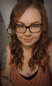 I love this!!❤️❤️ Bet I'm the oldest! 47