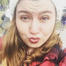 Sarah Kozel's Instagram, Twitter & Facebook