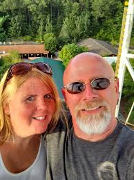 Loved seeing you Lisa Ansorge Ratnow! Lisa was my first friend ever at  m'berg! We met in the summer of 96 at registration!