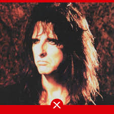 Un 7 de septiembre de 1995, Alice Cooper se presentó por primera y única  vez en Chile en el extinto festival Monsters of Rock junto a Megadeth  ¿Estuviste ahí?🔽 https://bit.ly/326CTuM