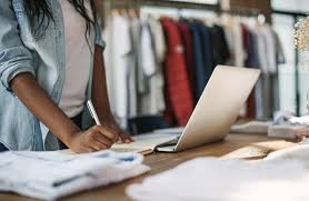 Maka secara sederhana, supervisor adalah seseorang yang bertugas untuk mensupervisi. Everything To Know About A Career In Retail Management International Career Institute Australia