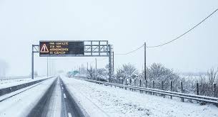 Maybe you would like to learn more about one of these? Mhdeia Kleisth H E8nikh Odos A8hnwn Lamias Deite Mexri Pote Apagoreyetai H Kykloforia